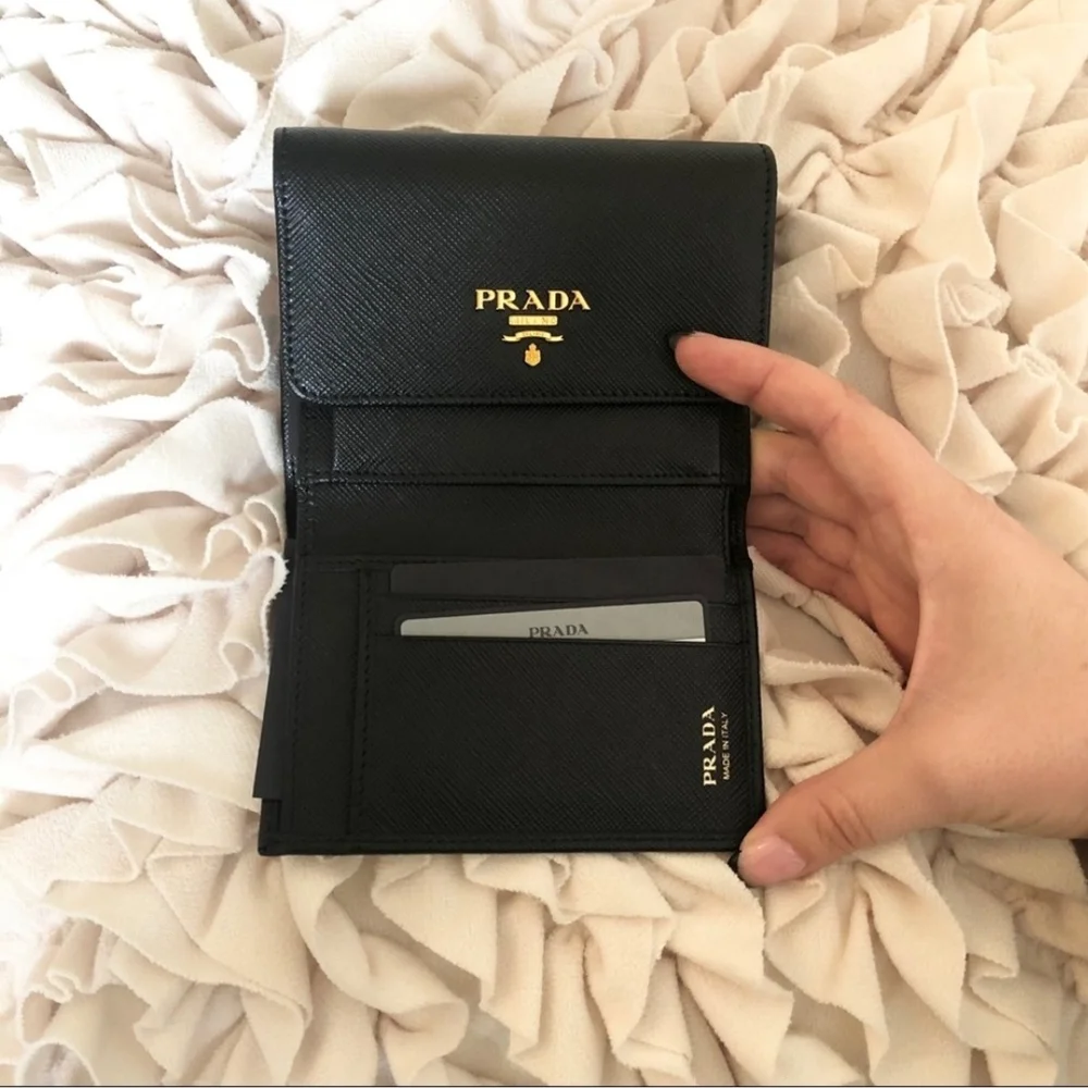 Prada Black Wallet - Picture 7 of 11
